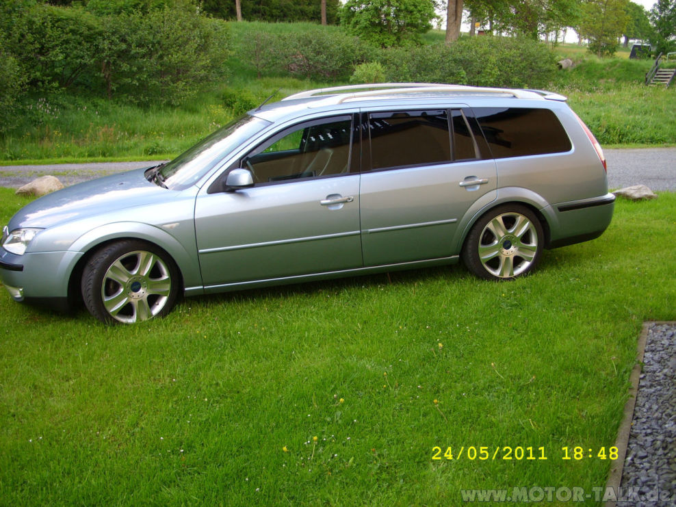 Ford mondeo b4y