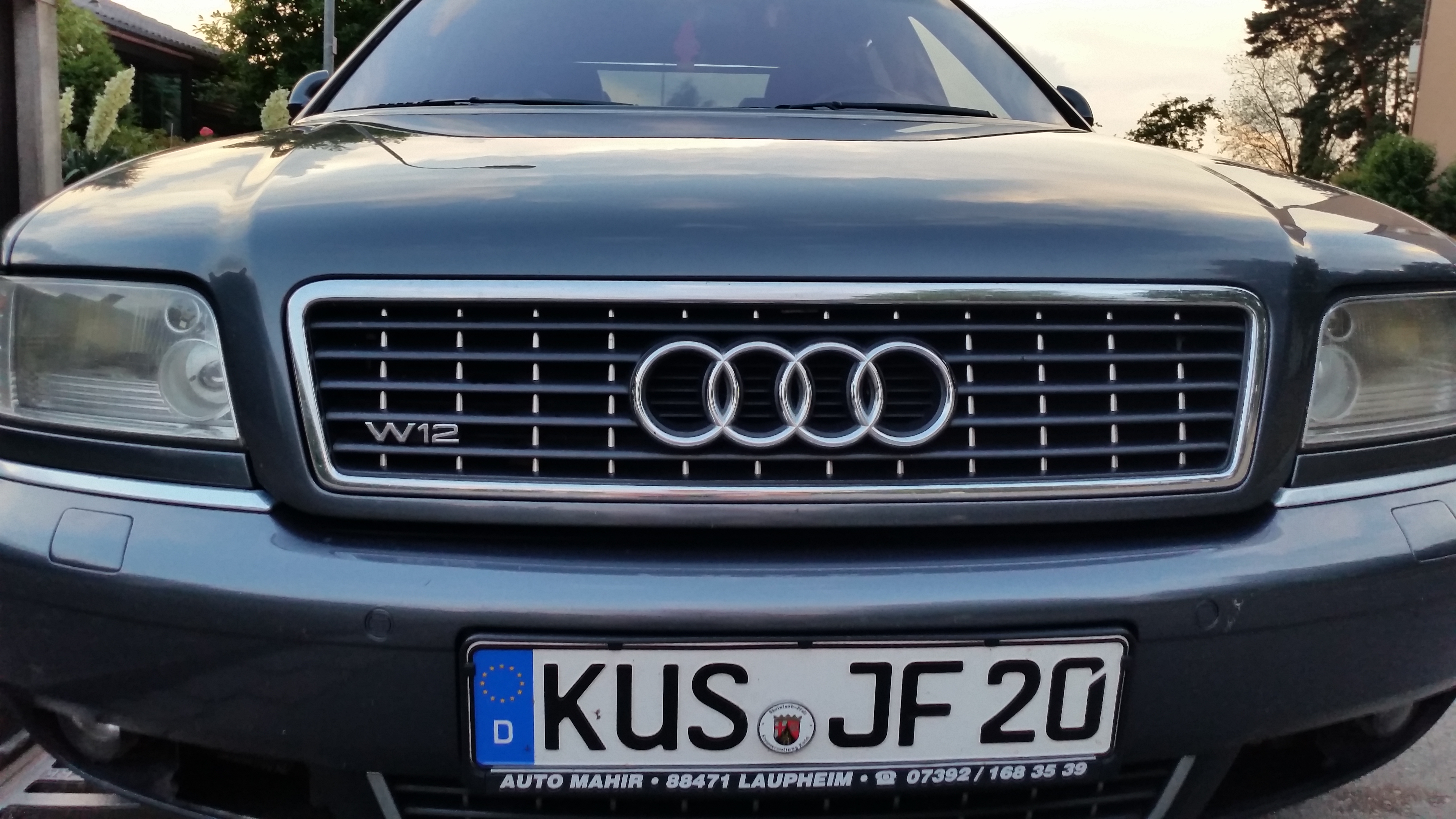 Audi a8 d2 w12