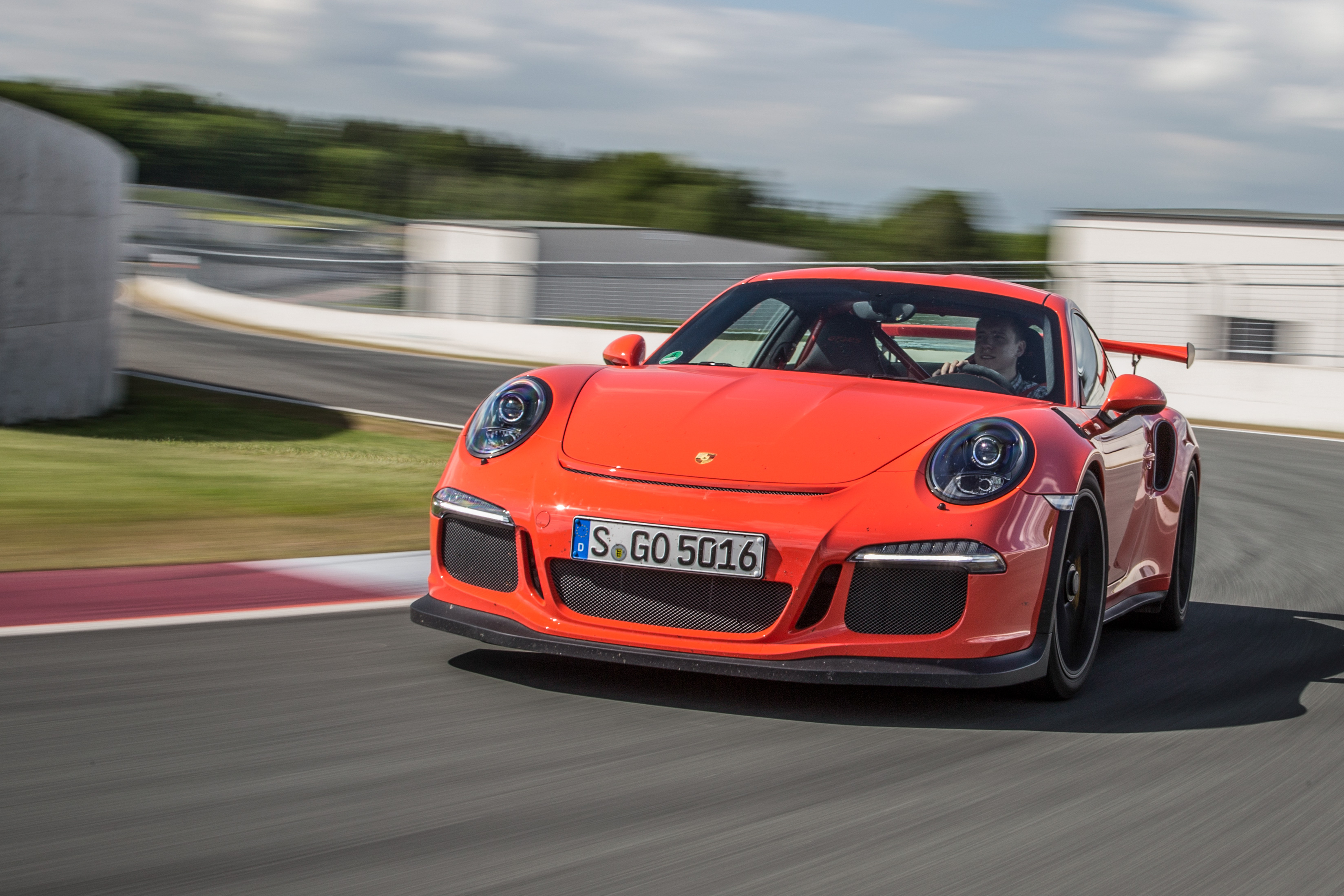 Porsche 911 gt3 RS 991