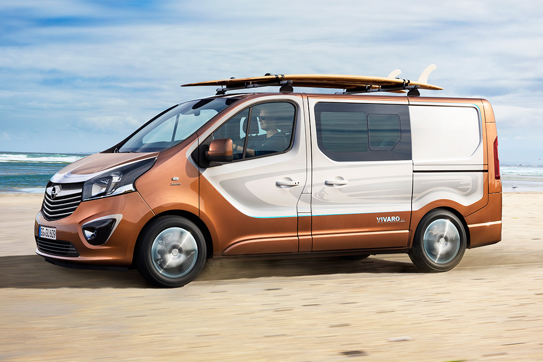 Капот opel vivaro