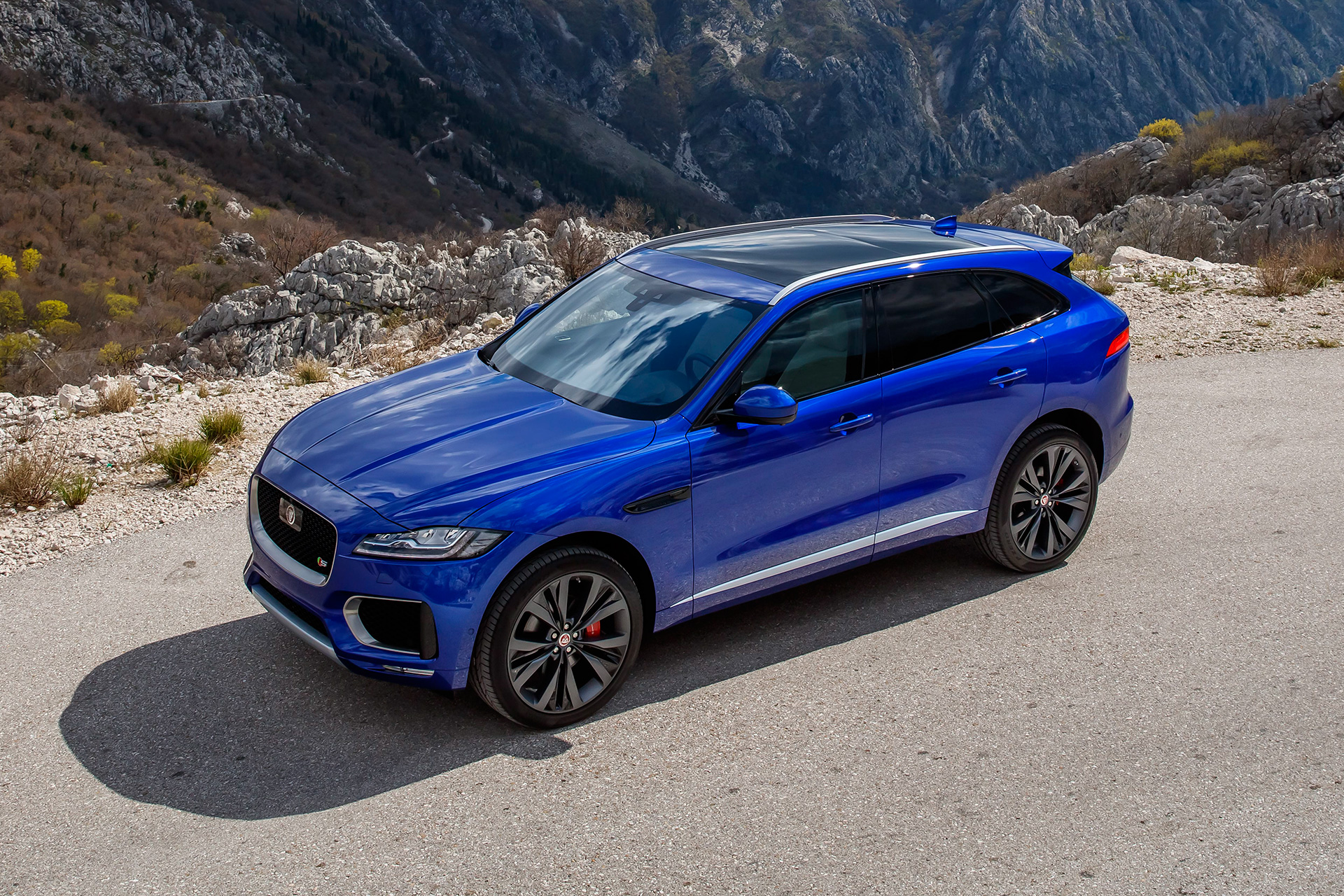 Jaguar f pace x761