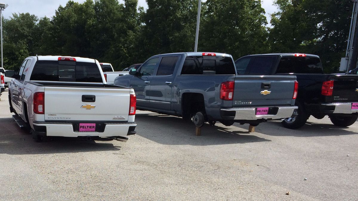Diebe Klauen 192 Felgen Von Autohandler Hof In Texas Chevrolet