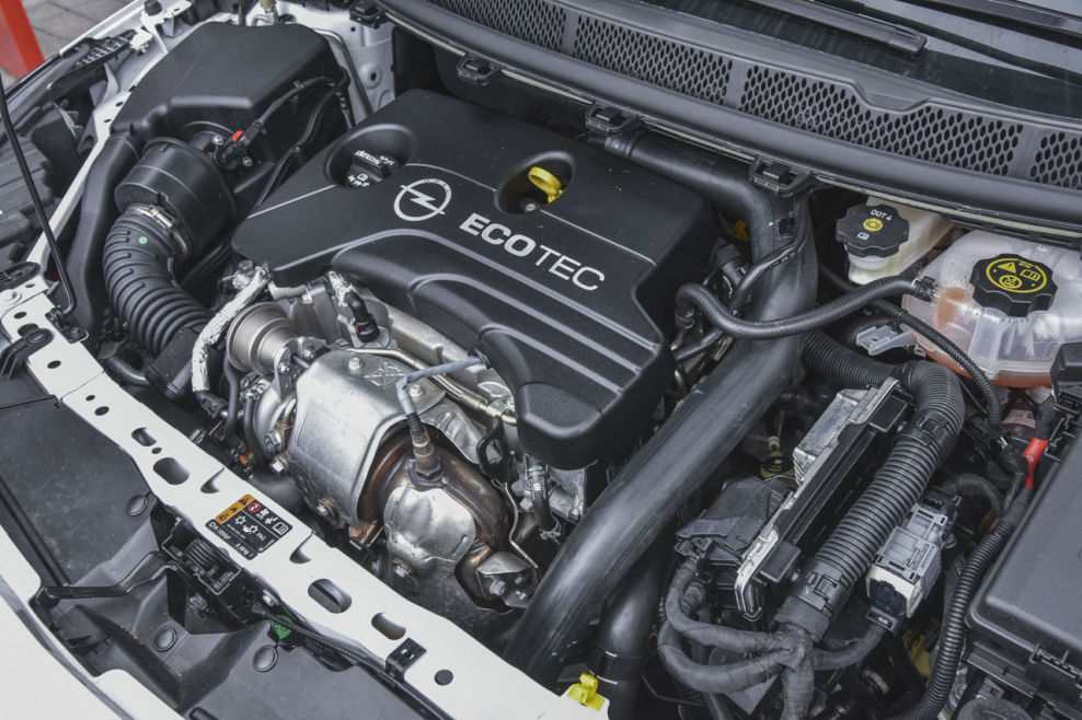 Der TurboDreizylinder im Opel Astra K leistet 105 PS und 170 Newtonmeter Drehmoment 105 PS
