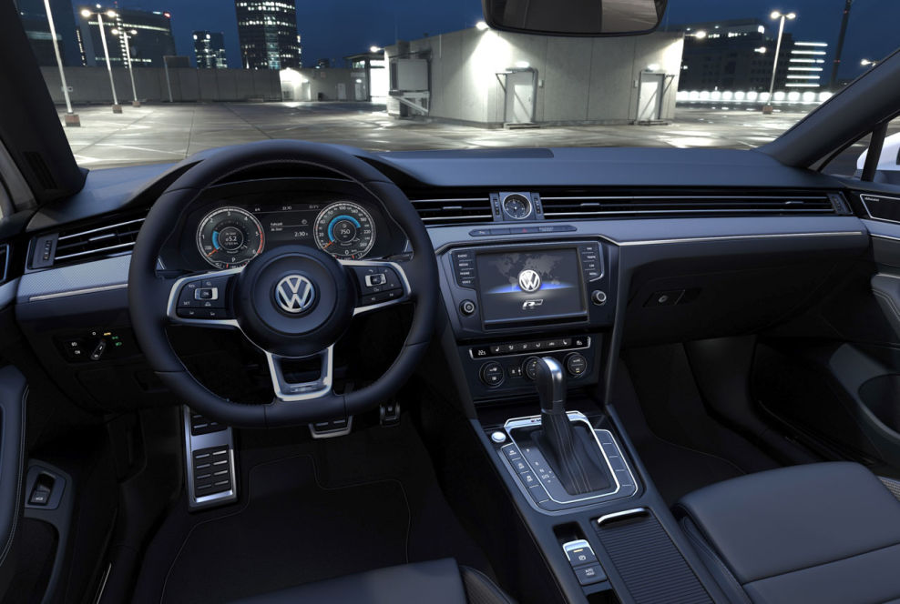 Der originale, deutsche Passat mit R-Line Interieur : Dem Passat GT ... Der originale, deutsche Passat mit R-Line Interieur : Dem Passat GT ...