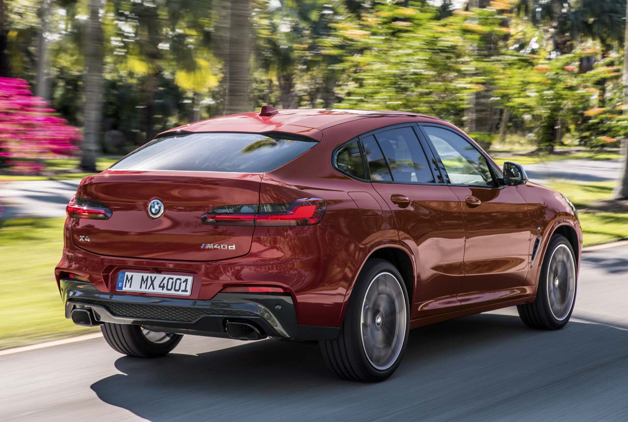 Erstmals bietet BMW den X4 als M Performance Modell mit Diesel an Der M40d kommt zeitgleich auch im X3