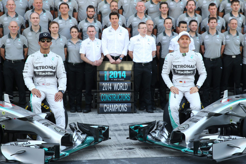 Für Den Mercedes-Rennstall War Die F1-Saison 2015 Sehr Erfolgreich. Das ...