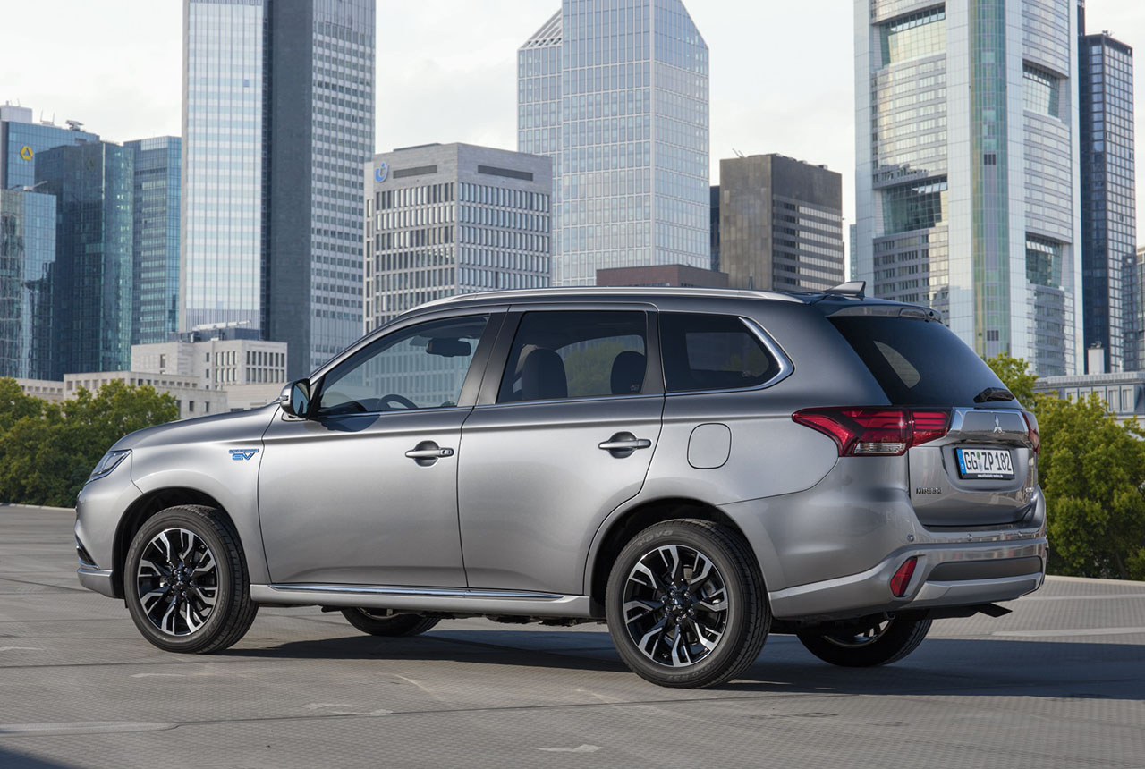 Mitsubishi Outlander Plug-in-Hybrid: 6.000 Euro Rabatt Mitsubishi Outlander Plug-in-Hybrid: 6.000 Euro Rabatt