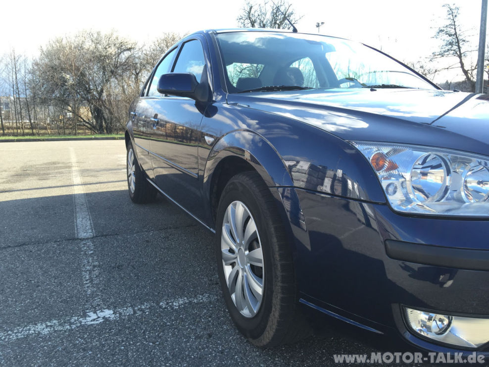 Ford mondeo b4y