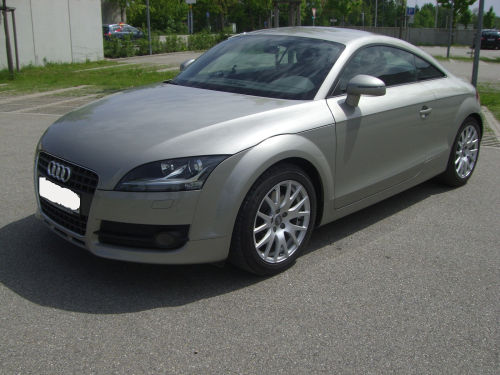 Audi TT 8J 2.0 TFSI : Biete