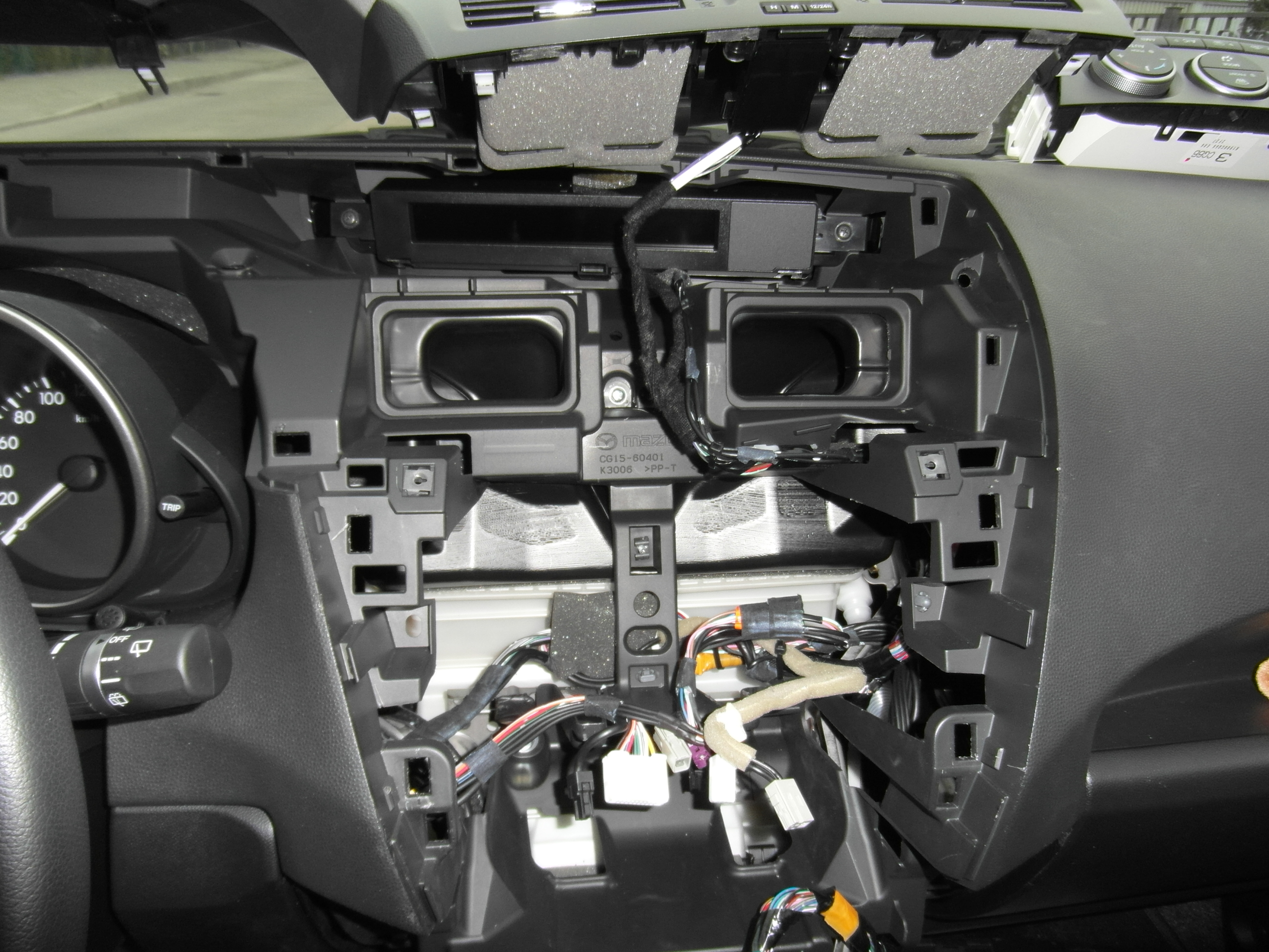 Mazda 3 Radio Ausbauen Anleitung