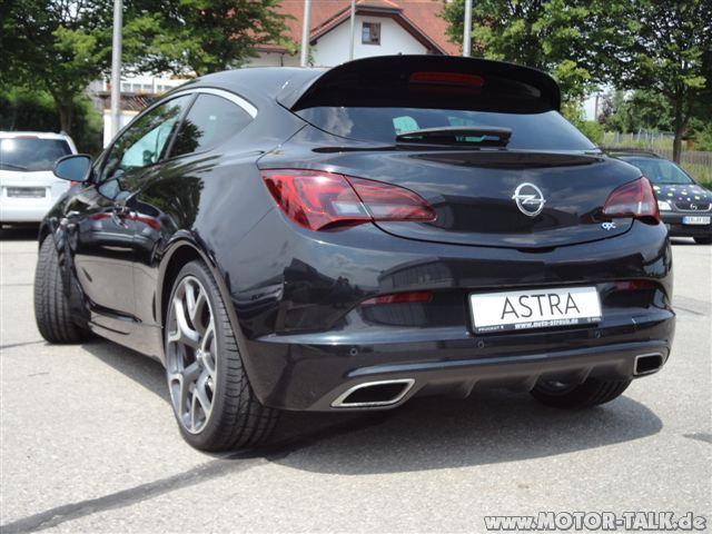 Opel opc j