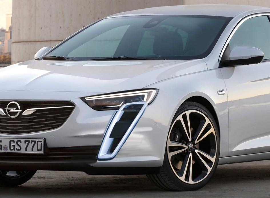 Insignia-saebelzahn : Insignia B OPC : Opel Insignia B : #208815297