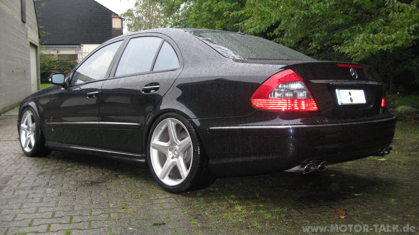 E500-hinten : E63 AMG Stoßstange Nachbau : Mercedes E ...