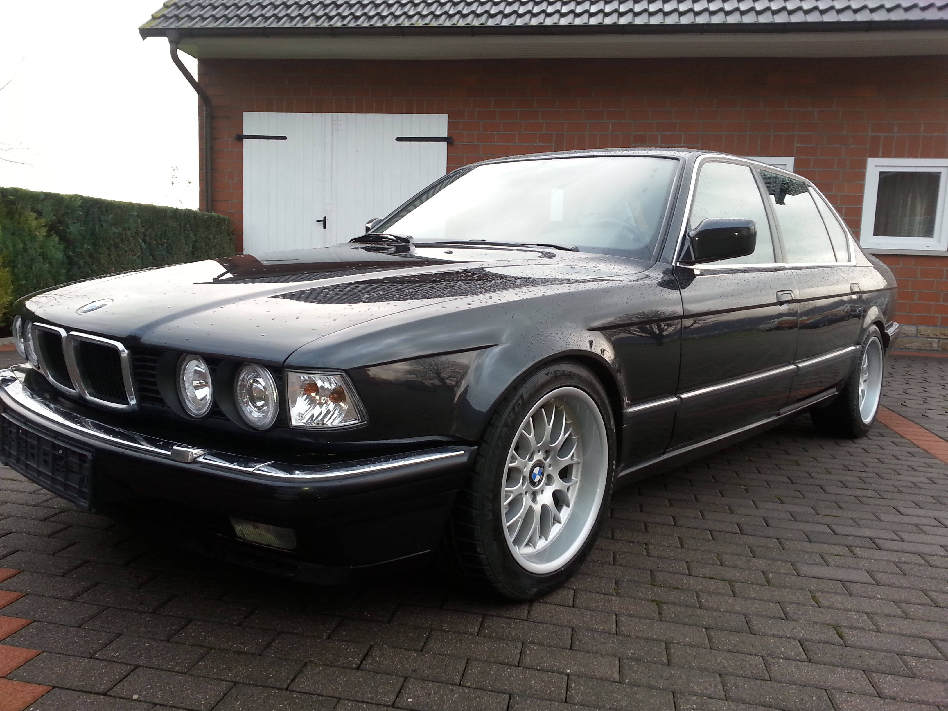 Bmw e32 750il