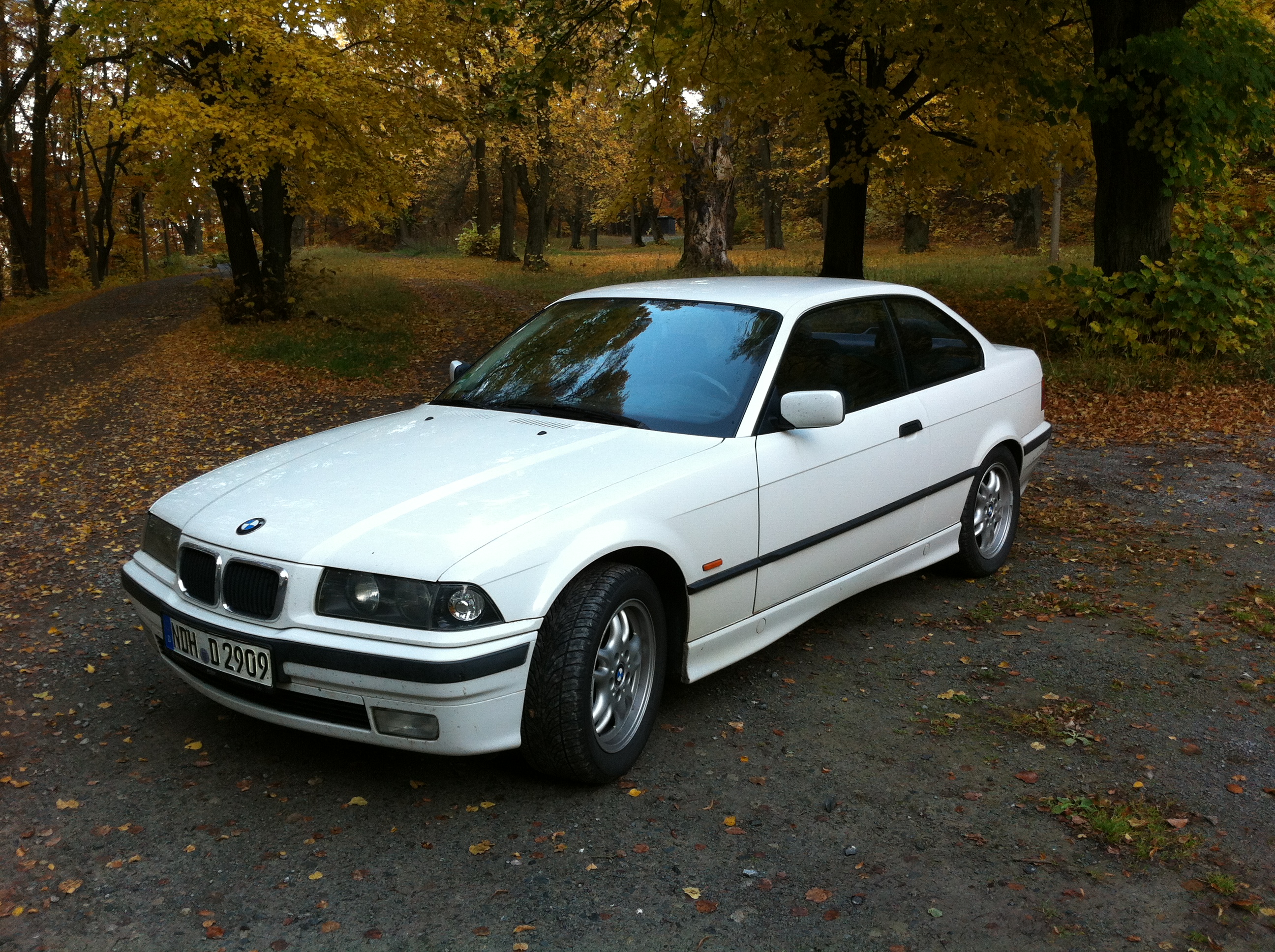 Бмв 320i e36