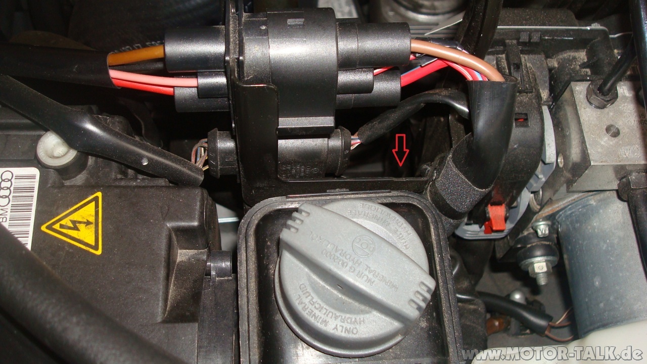 862-1 : Audi A4 (8E): Öldruckschalter wechseln. Wie und wo ...