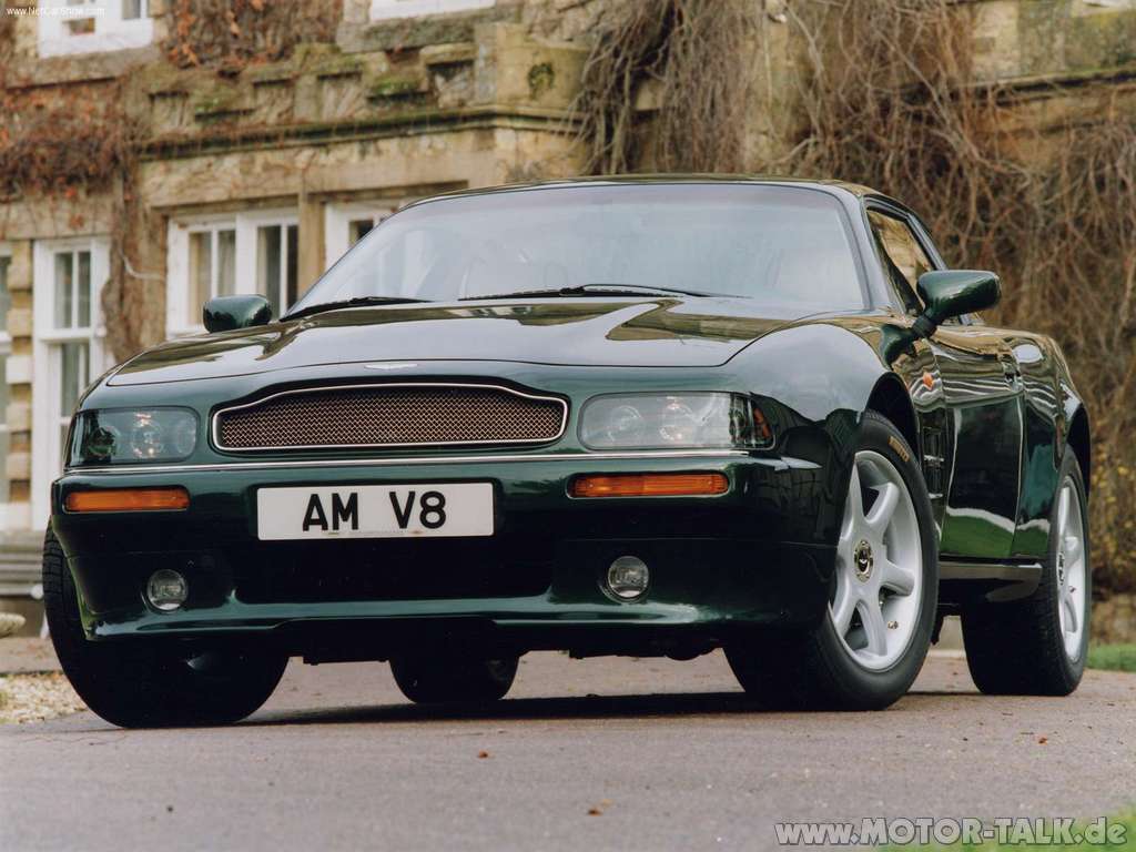 Aston martin v8 1996