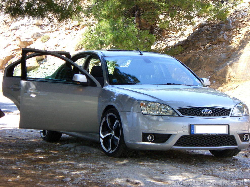 Ford mondeo b4y