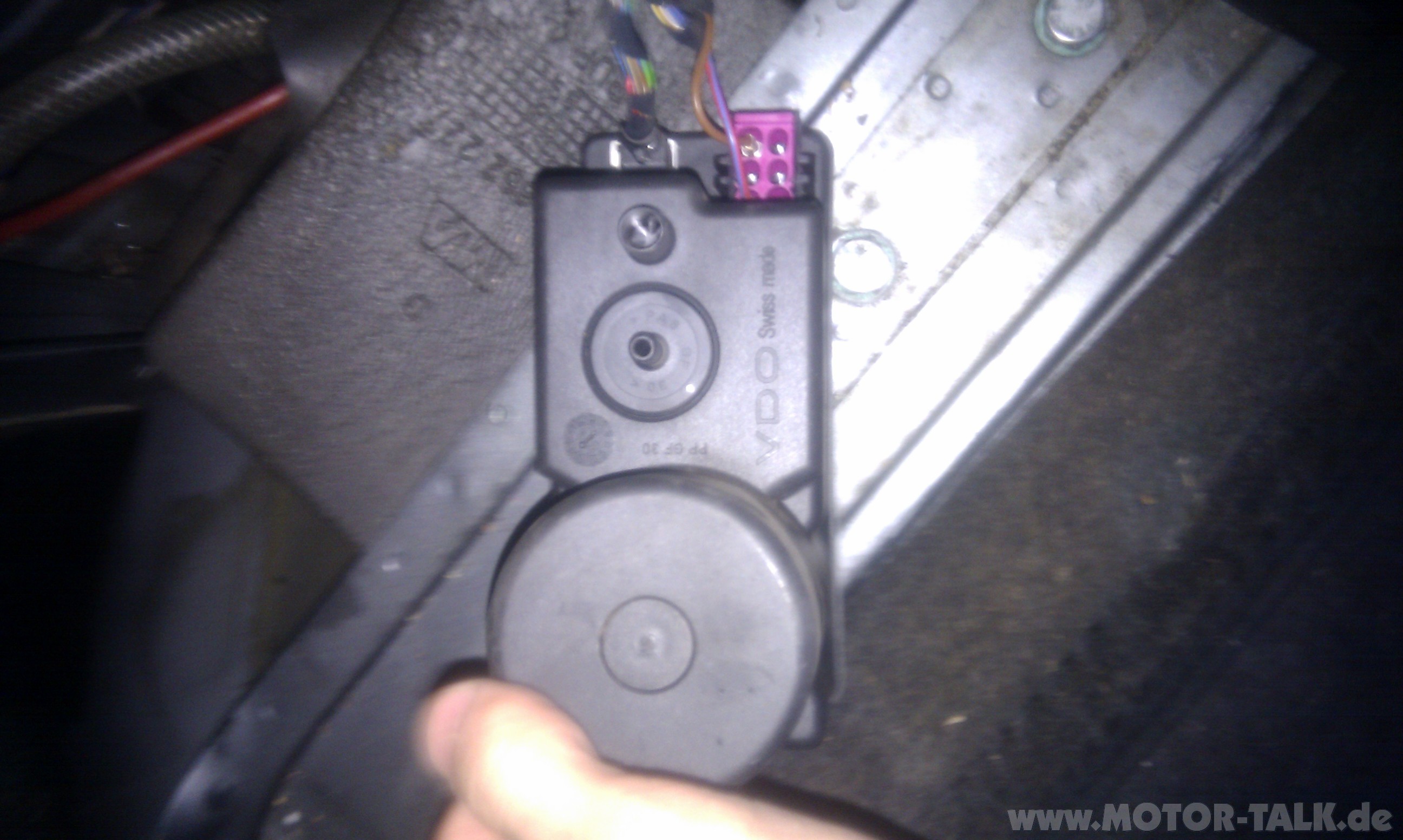 Imag0112 : ZV Pumpe defekt, suche ne : Audi A4 B5 : #203687178