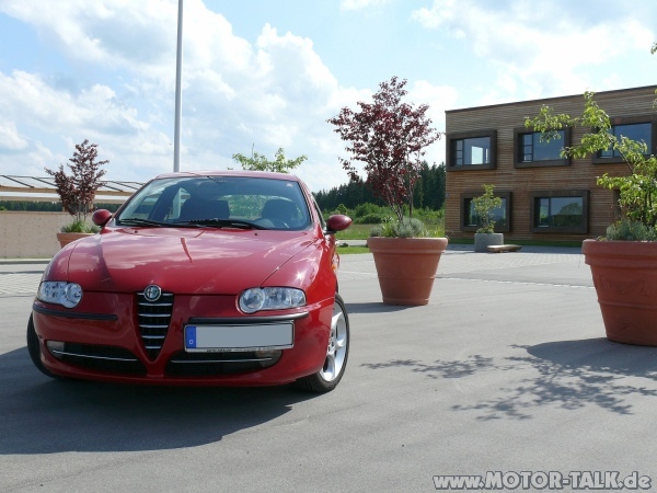 Alfa 147 Frontansicht : Alfa Romeo 147 (Typ 937) 1.6 Twin ...