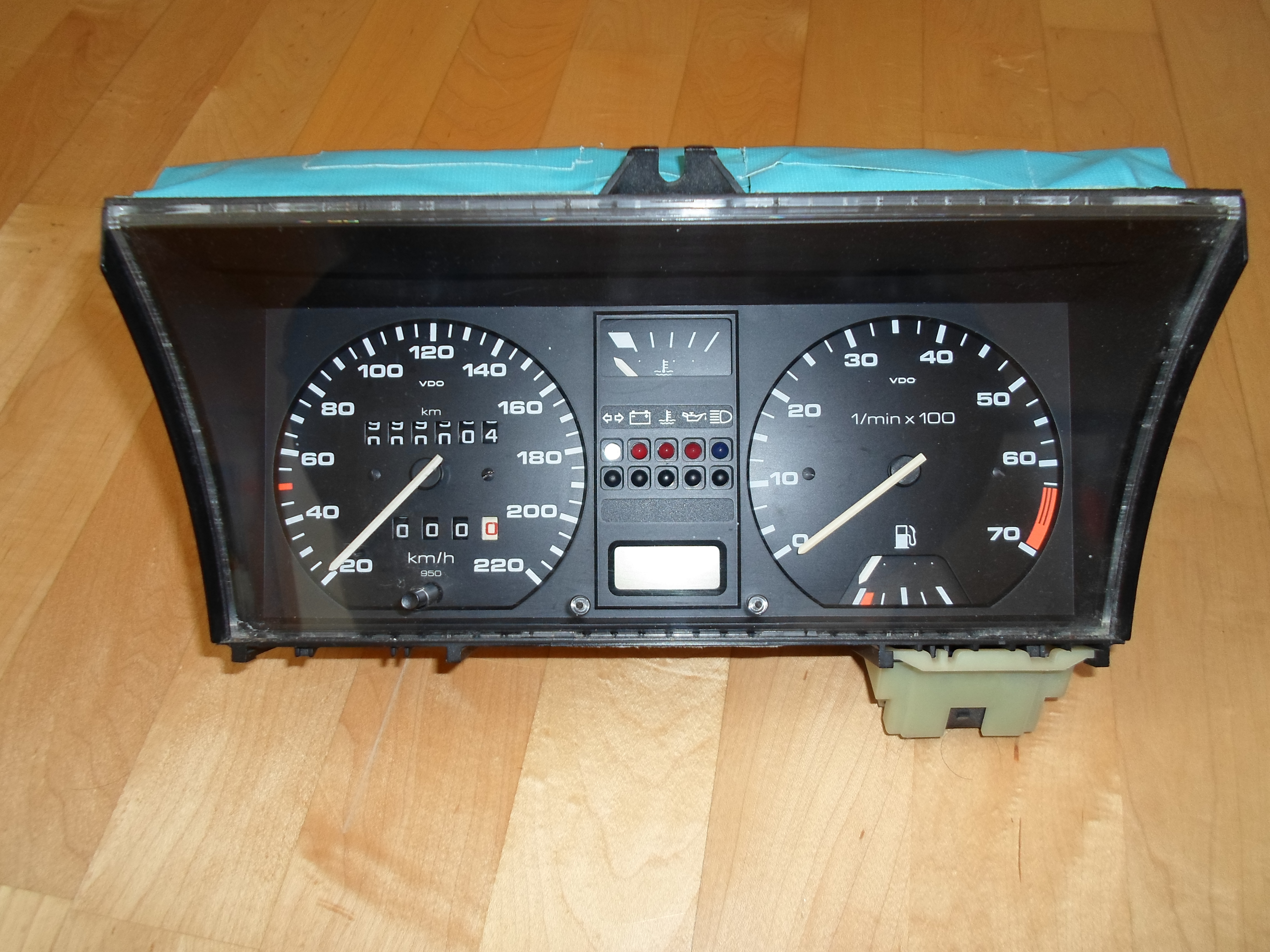 Kombiinstrument Golf II neue ZE mit DZM blaue Beleuchtung : Biete