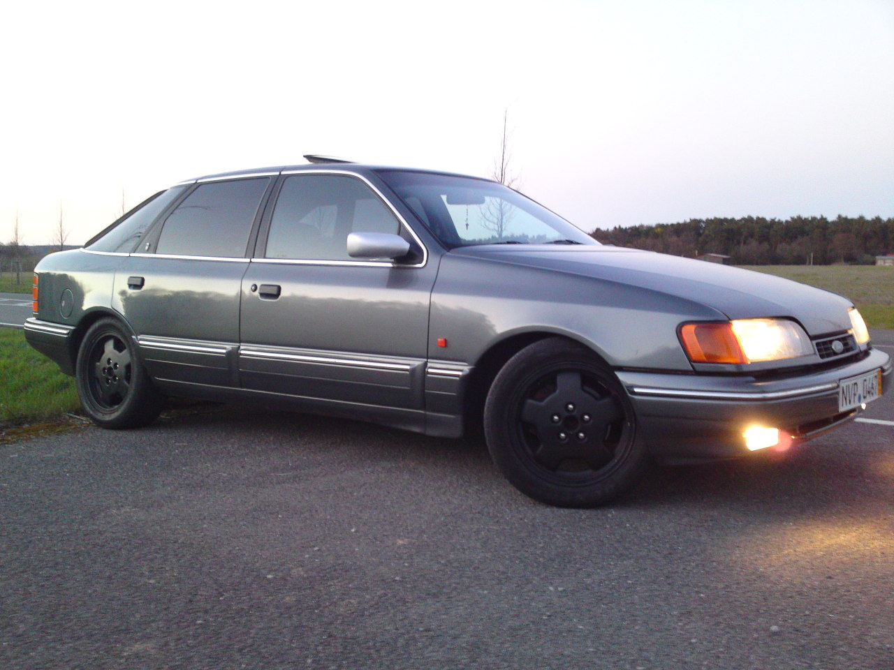 Ford scorpio 1 test