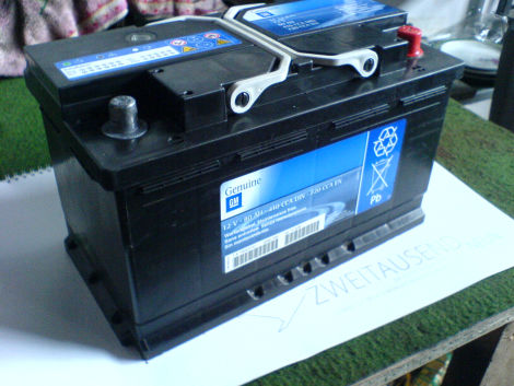 Opel GM Batterie 80Ah Neu : Biete Opel