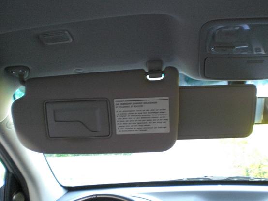Sonnenblende-ausziehbar-web : Extra: Sonnenblenden vorn ausziehbar : Audi A4 B6 & B7 : #202939039