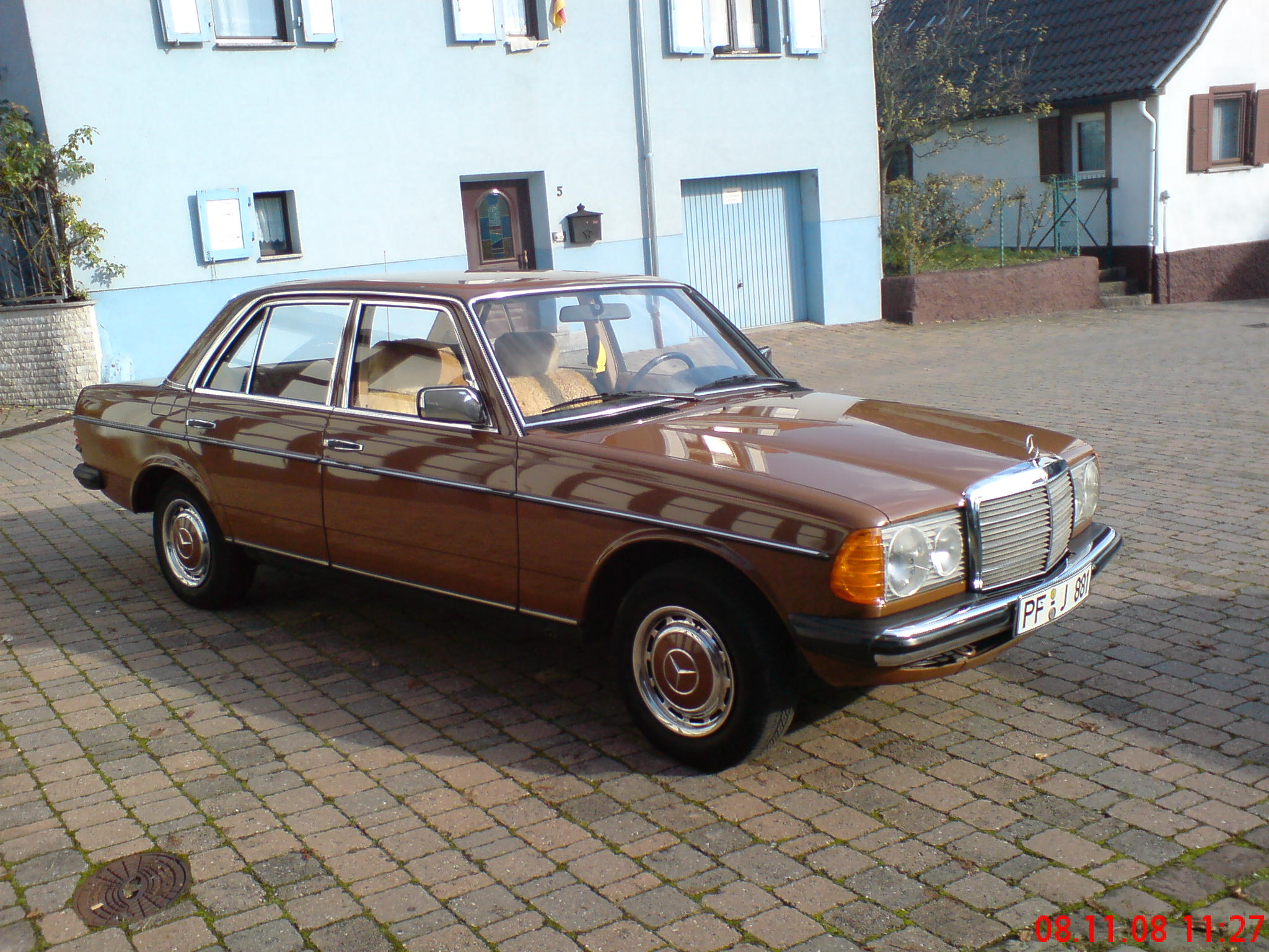 Mercedes 200 B : Biete Mercedes